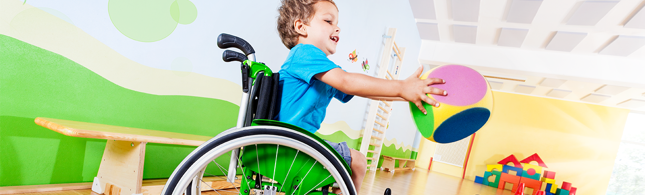 [Translate to Netherlands:] Rolstoelen voor kinderen en jongeren